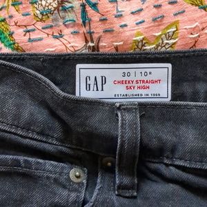 GAP Cheeky Straight Sky High Black Jeans
